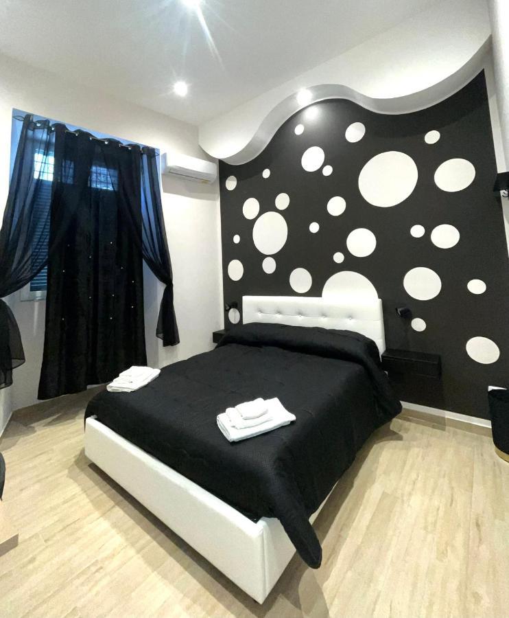Venezia Rooms Naples Exterior photo